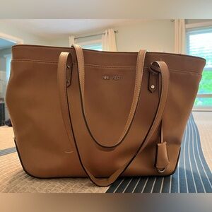 Tan Nine West tote bucket bag